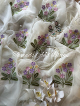 Cream 3D Bouquet Saree