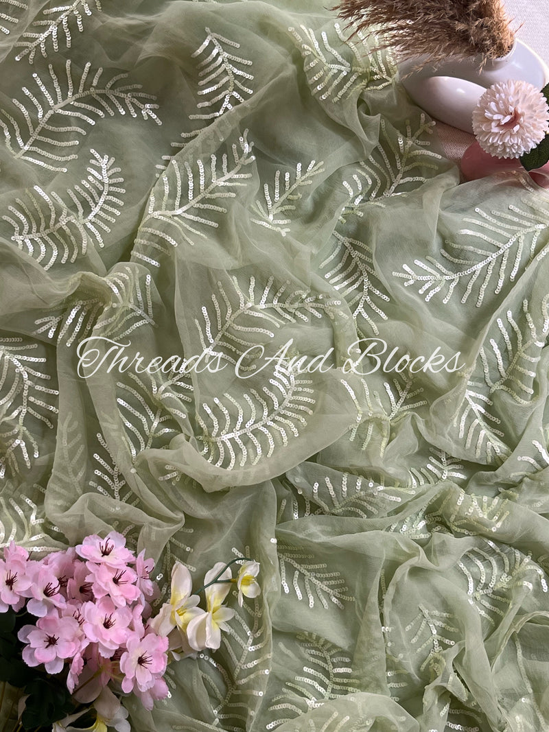 Monotone Sequin Scattered Leaf Buta Saree