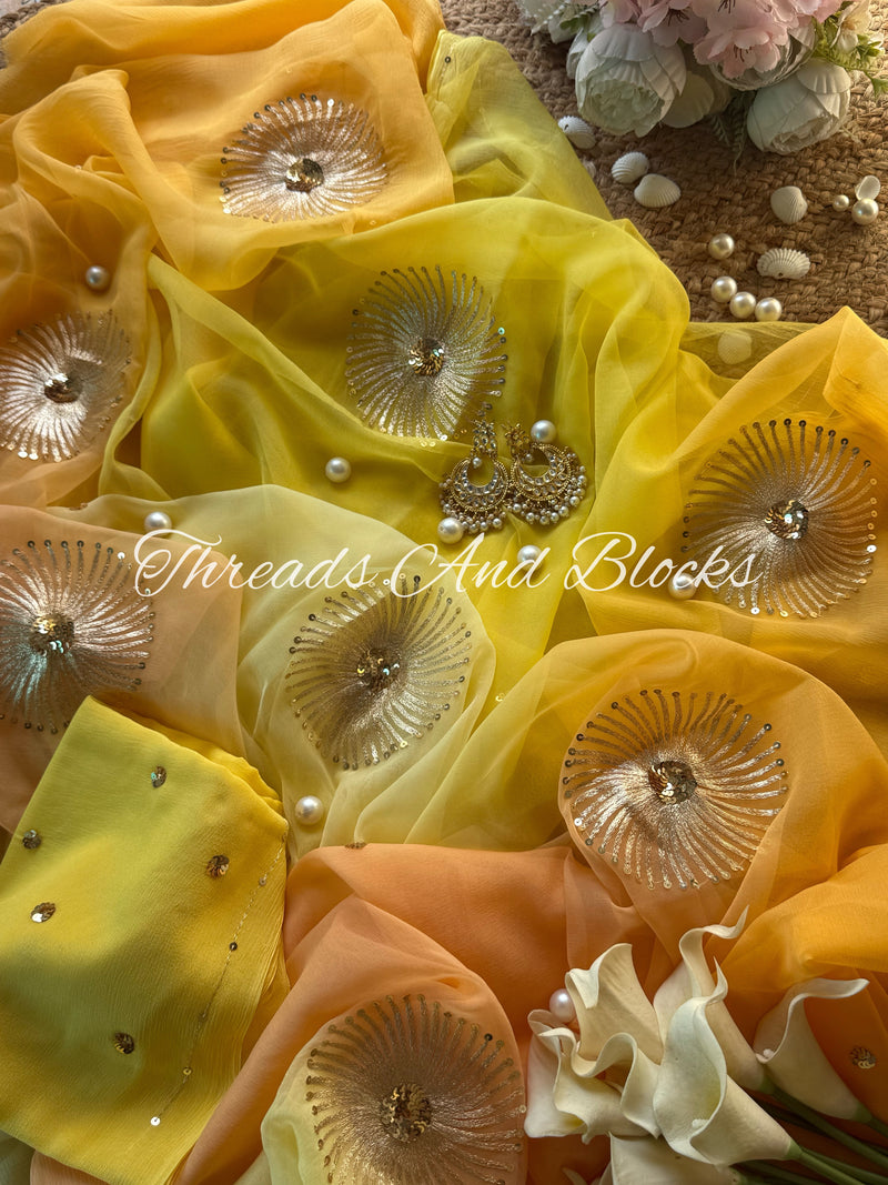 Glowgold Charkhi Saree