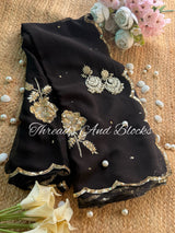 Rose Buta with Scalloped Border Saree