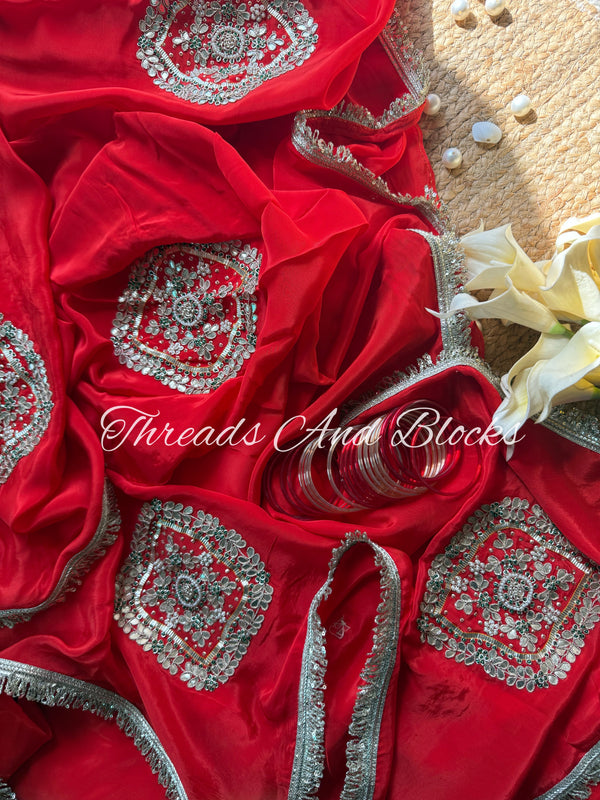 Nazraana Crepe Saree