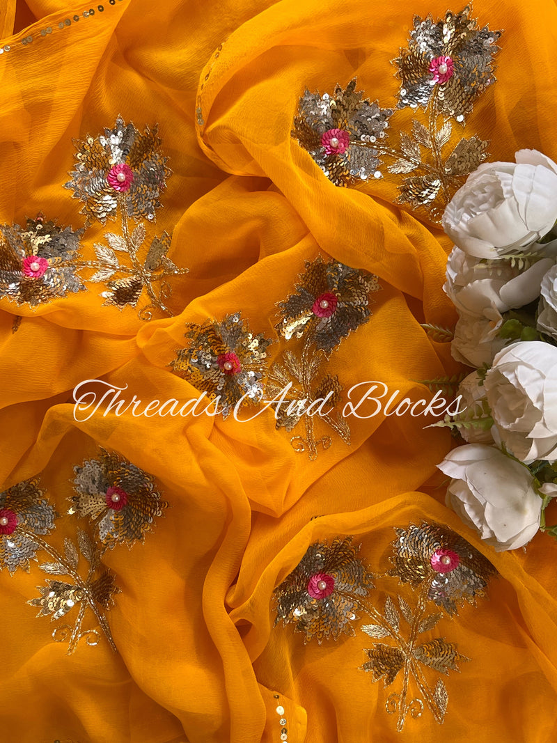 Mango Yellow Sunflower Bunch Saree