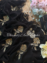 Rose Buta with Scalloped Border Saree