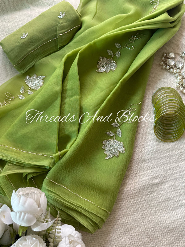 Green Glimmer Cut Daana Flower Saree