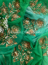 Geometric Rose Bunch Saree
