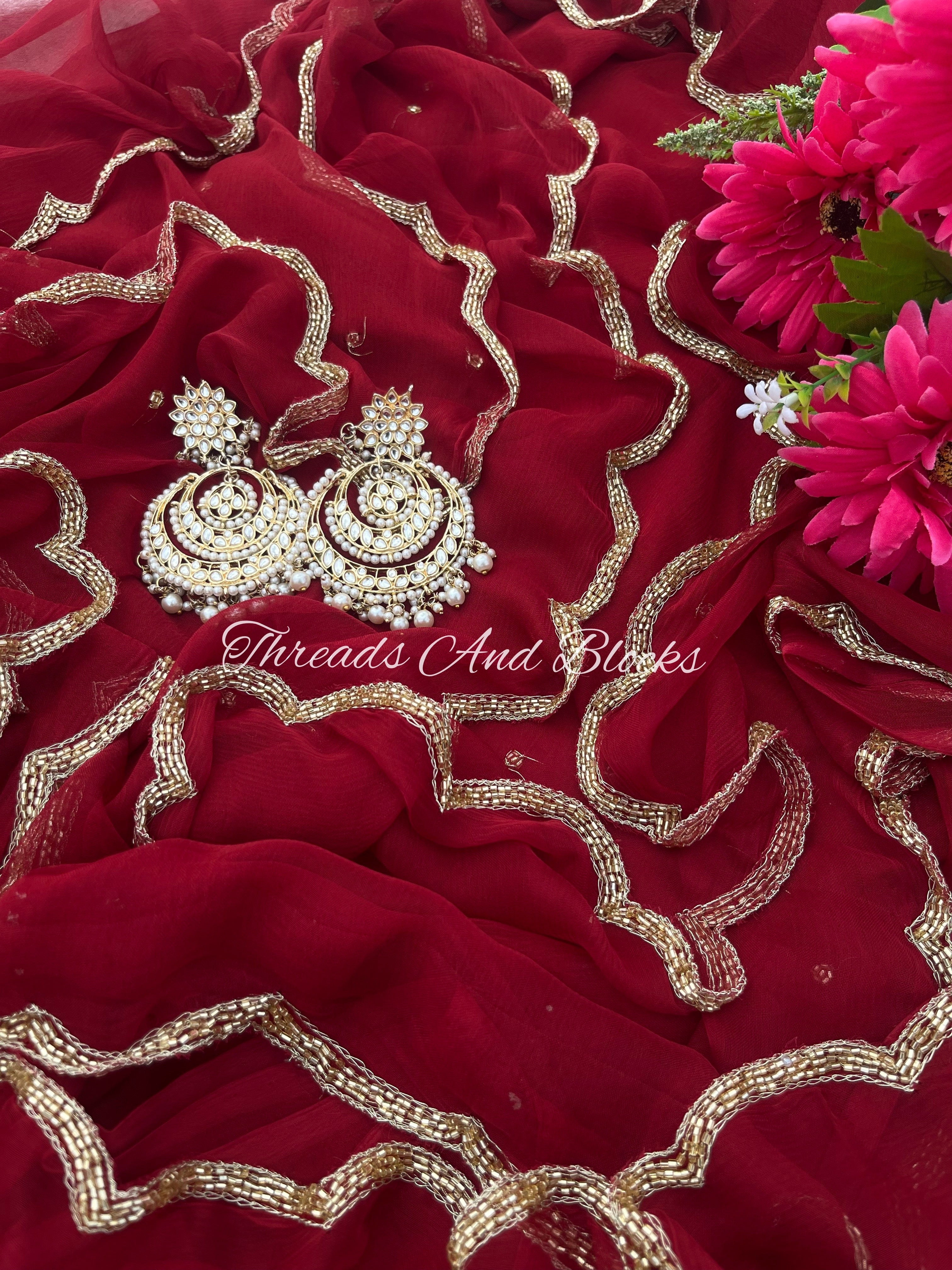 Marsala Cut Daana Scalloped Border Saree